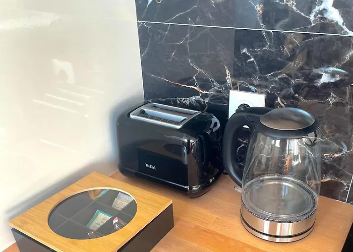 Cozy With Parking And Panoramic Views! Lägenhet *